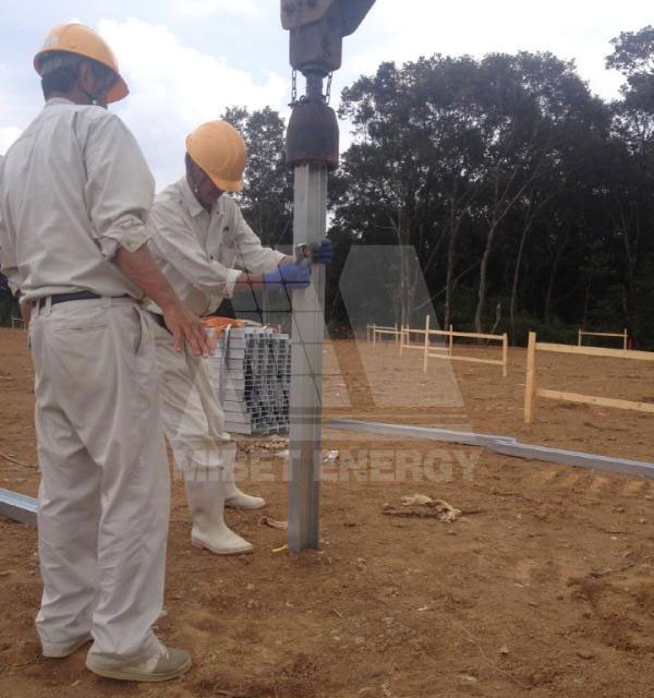 地面太陽能光伏支架基礎施工