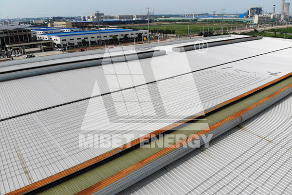 oety歐億體育彩鋼瓦屋頂光伏電站讓企業(yè)用電無憂-圖2
