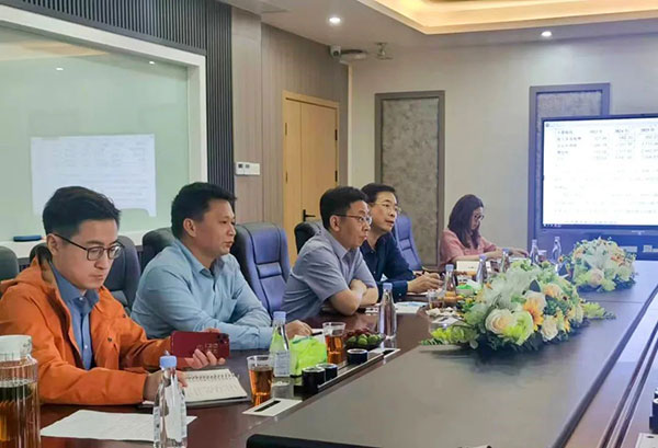集美區領導與oety歐億體育高層探討問題
