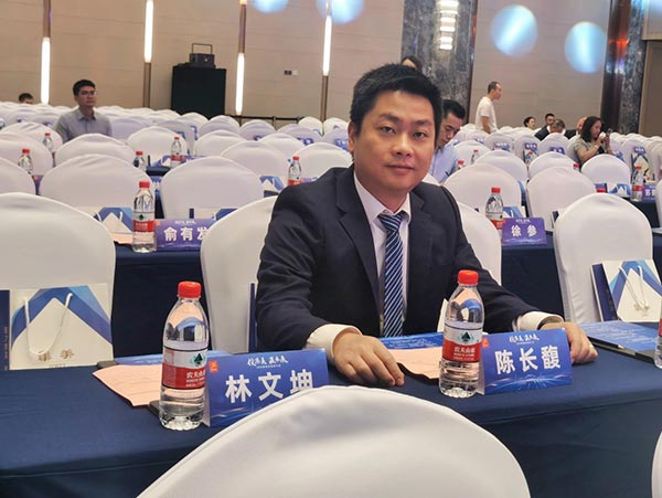 oety歐億體育總經理陳長馥